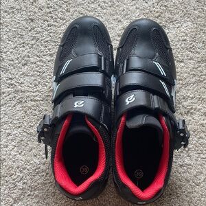 Women’s size 39 peloton Cycling Shoes
